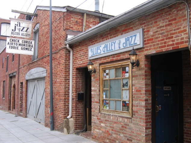 Blues_alley